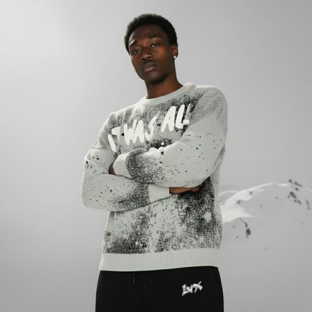 Lynx sweater campaign, front